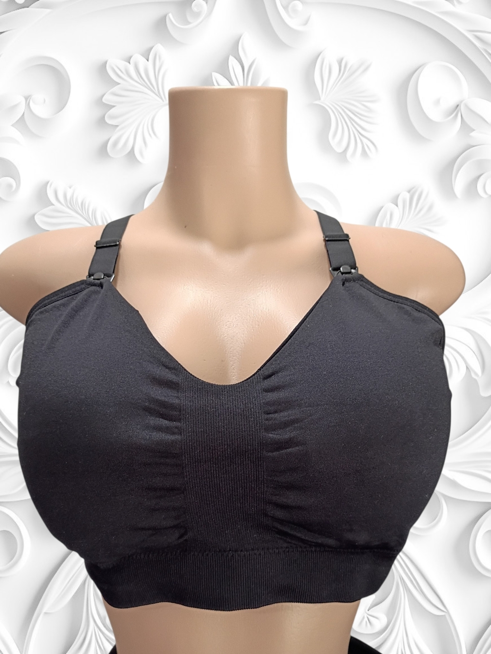Kindred Women’s Seamless Clip-Front Nursing Bralette - Black New